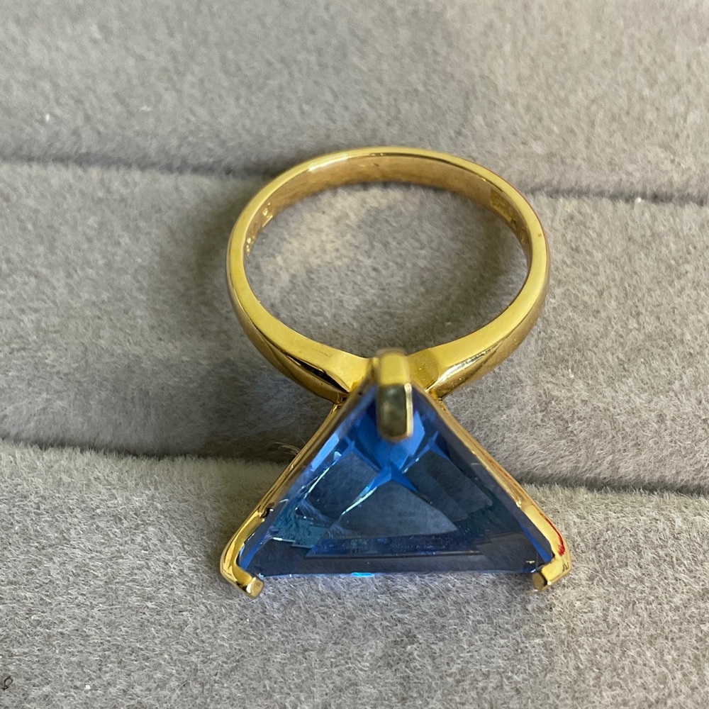 Elegant Gold Toned Sterling Silver Ring with Blue Gemstone